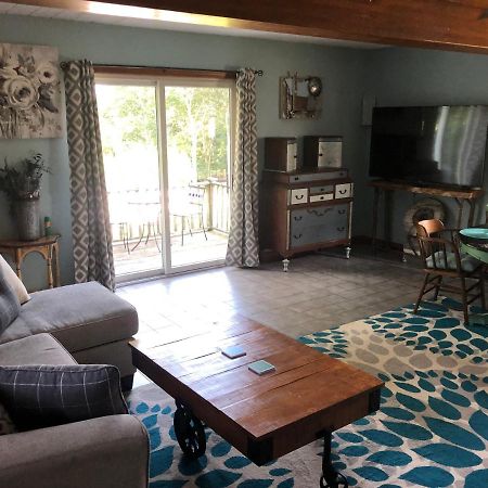 1 Bed Cottage, Partial Waterviews & Water Access Westport Экстерьер фото