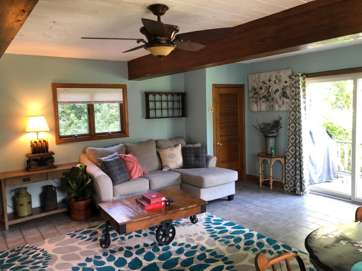 1 Bed Cottage, Partial Waterviews & Water Access Westport Экстерьер фото
