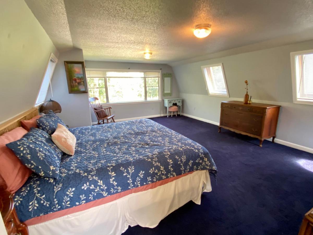 1 Bed Cottage, Partial Waterviews & Water Access Westport Экстерьер фото
